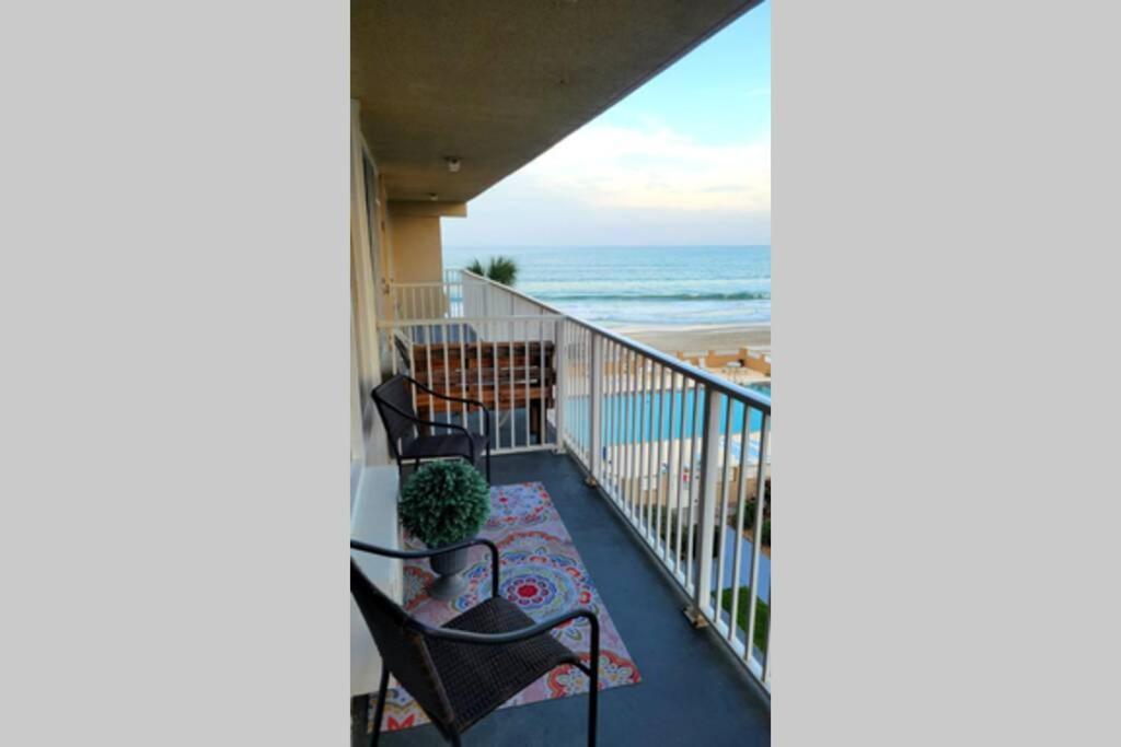 Beachfront/Ocean View Condo - Daytona Beach Eksteriør billede